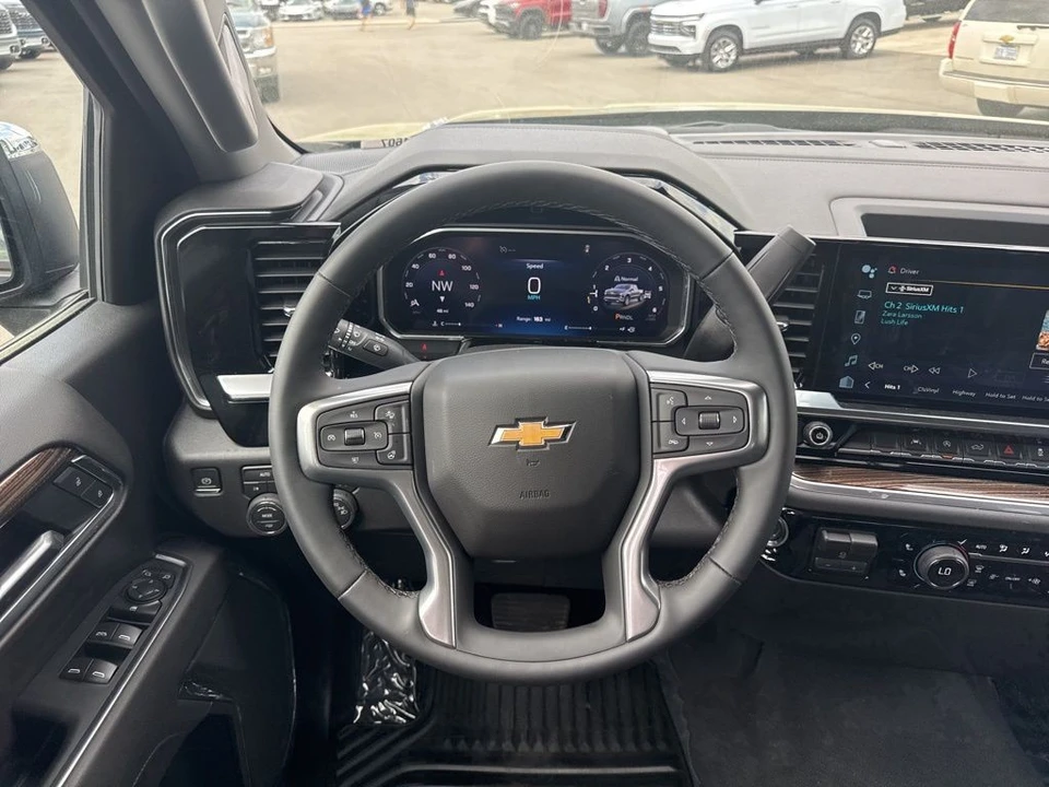2026 Chevrolet Silverado 4th Gen - Image 13 of 21