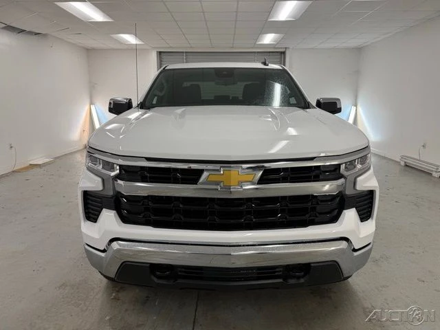 2026 Chevrolet Silverado 4th Gen - Image 2 of 12