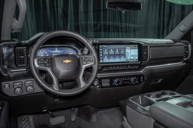 2026 Chevrolet Silverado 4th Gen - Image 15 of 19