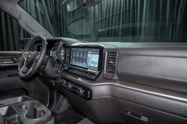 2026 Chevrolet Silverado 4th Gen - Image 13 of 19