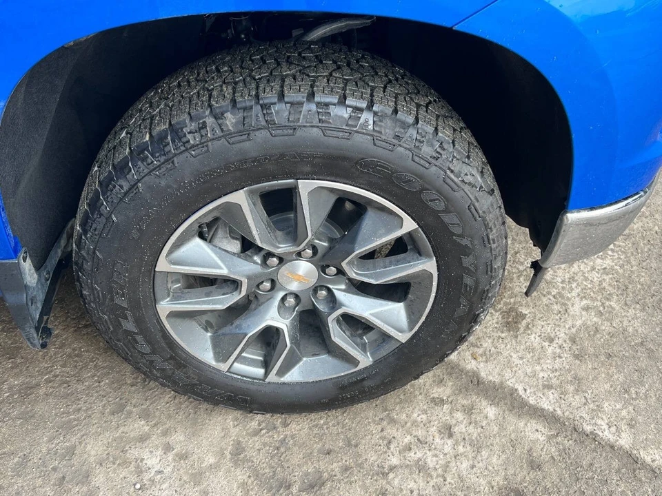 2026 Chevrolet Silverado 4th Gen - Image 10 of 21