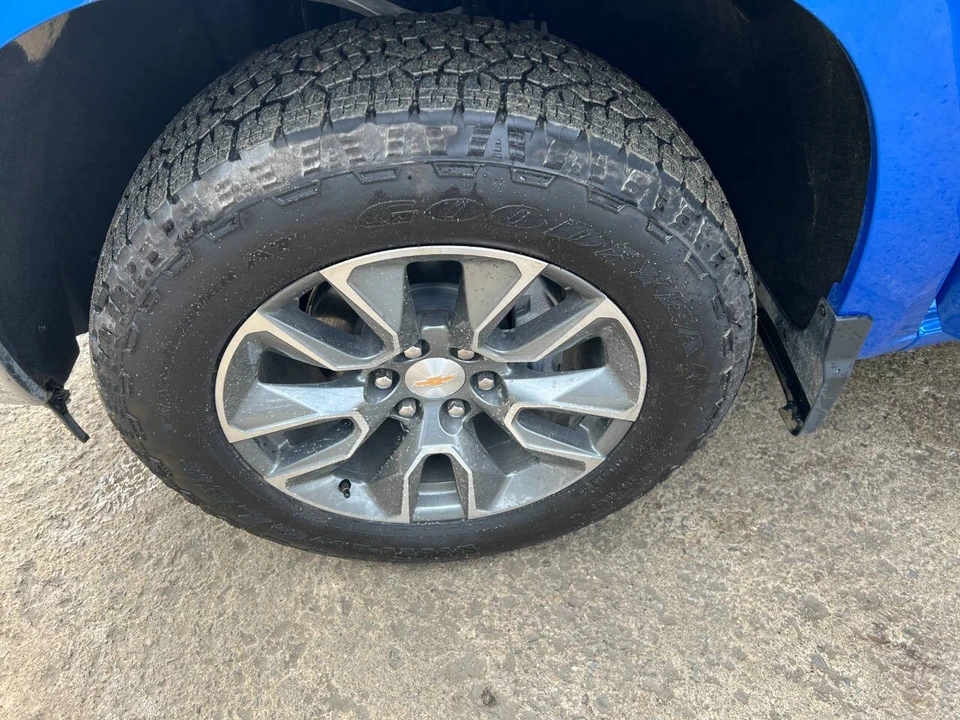 2026 Chevrolet Silverado 4th Gen - Image 13 of 21