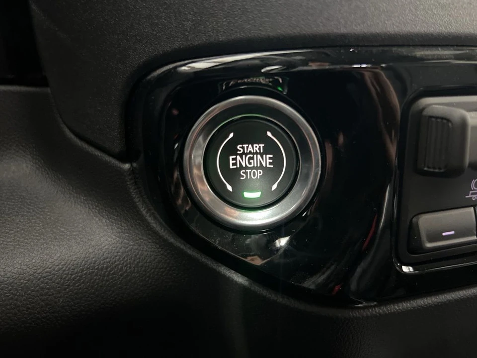 2026 Chevrolet Silverado 4th Gen - Image 16 of 21