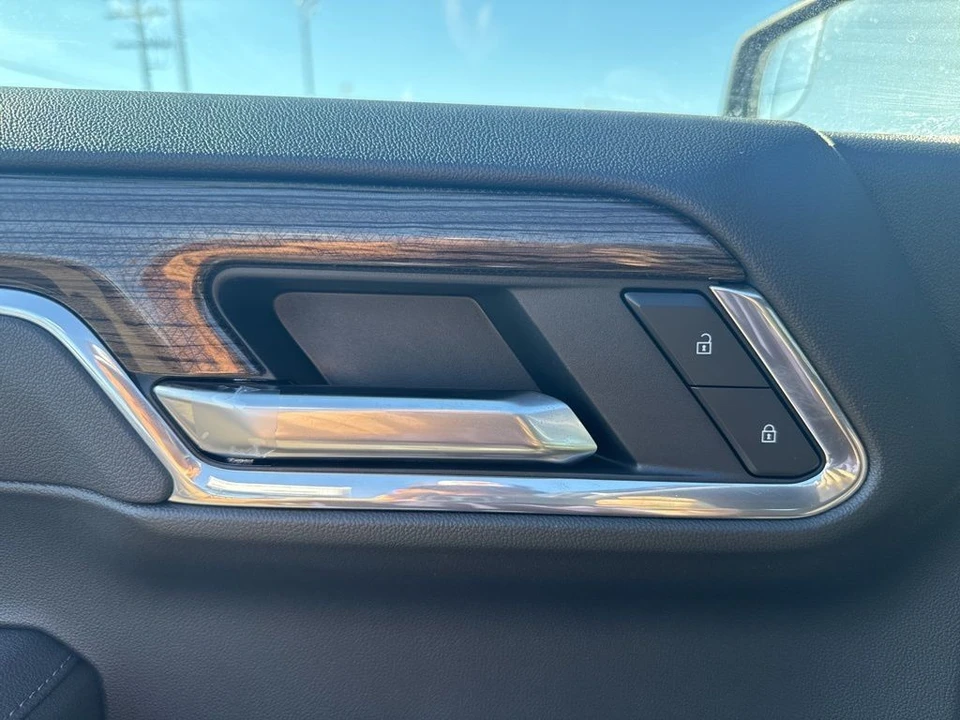 2026 Chevrolet Silverado 4th Gen - Image 11 of 21