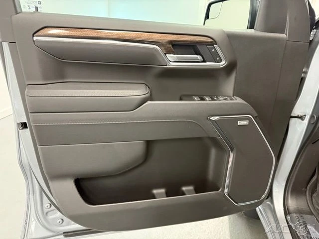 2026 Chevrolet Silverado 4th Gen - Image 13 of 21