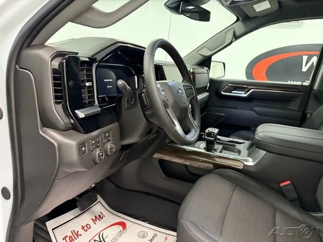2026 Chevrolet Silverado 4th Gen - Image 12 of 21