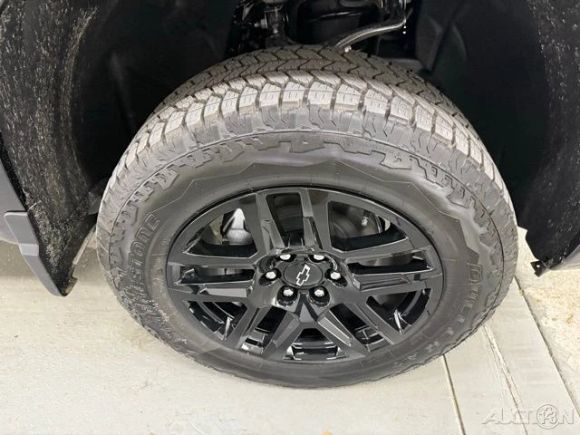 2026 Chevrolet Silverado 4th Gen - Image 4 of 21