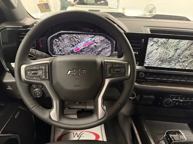 2026 Chevrolet Silverado 4th Gen - Image 18 of 21