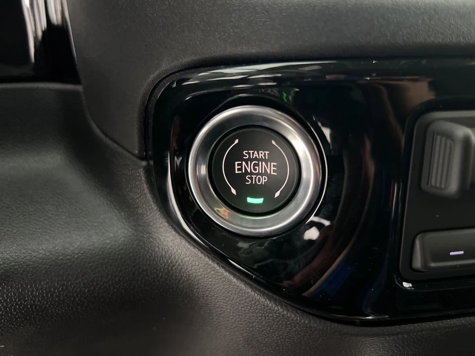 2026 Chevrolet Silverado 4th Gen - Image 16 of 31