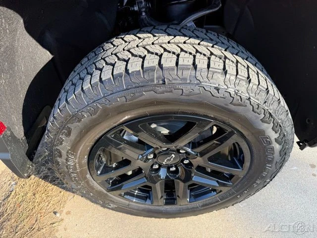 2026 Chevrolet Silverado 4th Gen - Image 4 of 21
