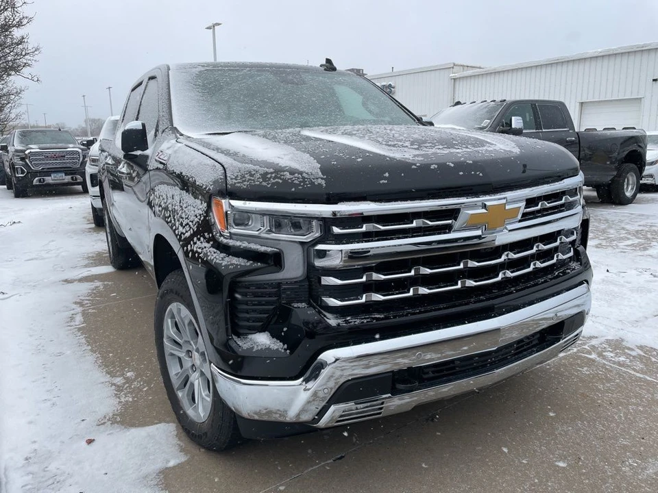 2026 Chevrolet Silverado 4th Gen - Image 2 of 11