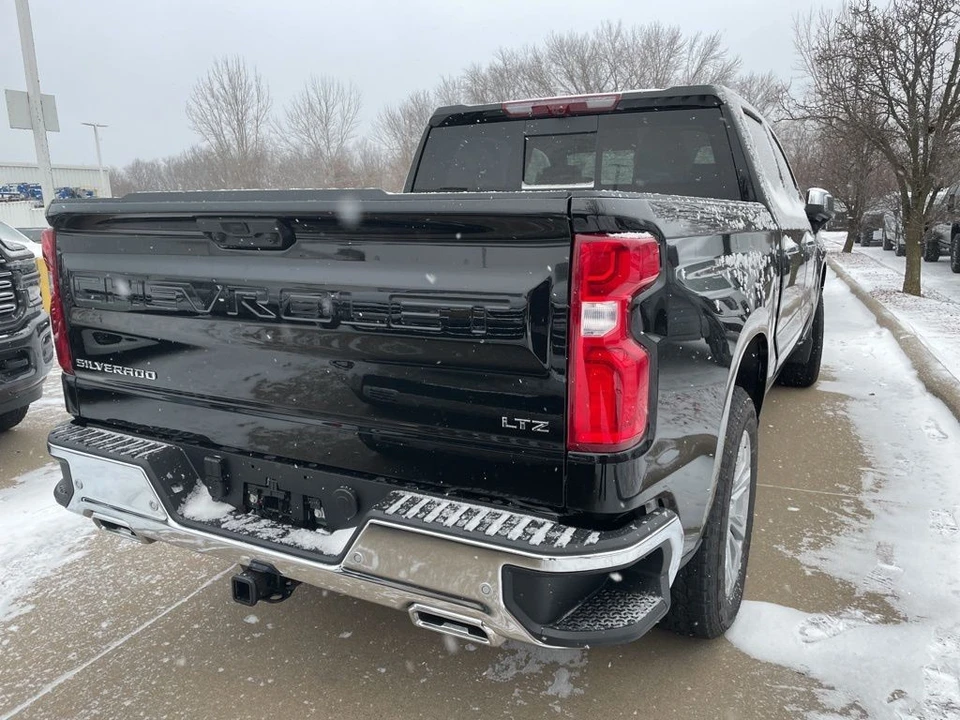 2026 Chevrolet Silverado 4th Gen - Image 3 of 11