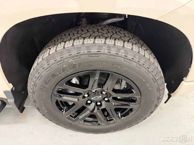 2026 Chevrolet Silverado 4th Gen - Image 4 of 12