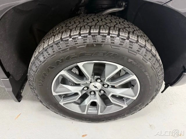 2026 Chevrolet Silverado 4th Gen - Image 4 of 12