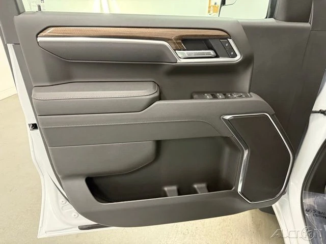 2026 Chevrolet Silverado 4th Gen - Image 12 of 19