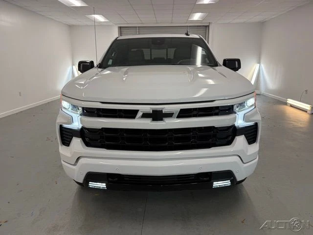 2026 Chevrolet Silverado 4th Gen - Image 2 of 12