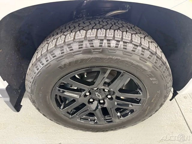2026 Chevrolet Silverado 4th Gen - Image 4 of 12