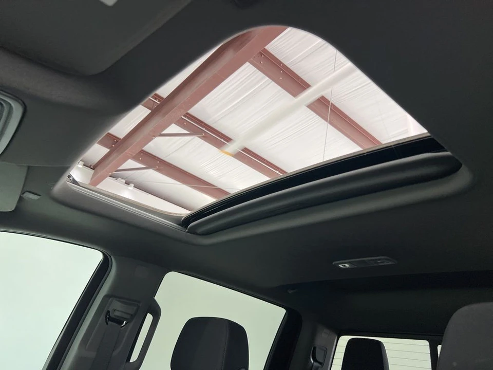 2026 Chevrolet Silverado 4th Gen - Image 19 of 21
