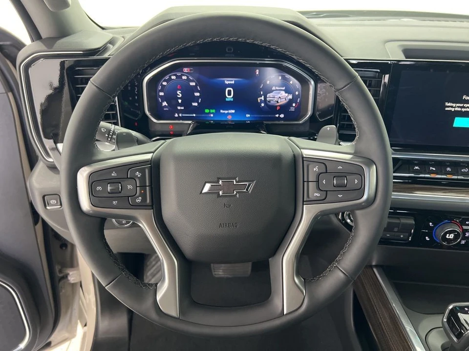 2026 Chevrolet Silverado 4th Gen - Image 10 of 21