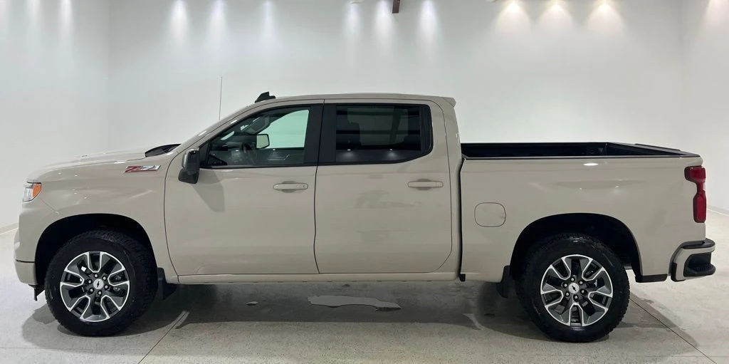 2026 Chevrolet Silverado 4th Gen - Image 2 of 21