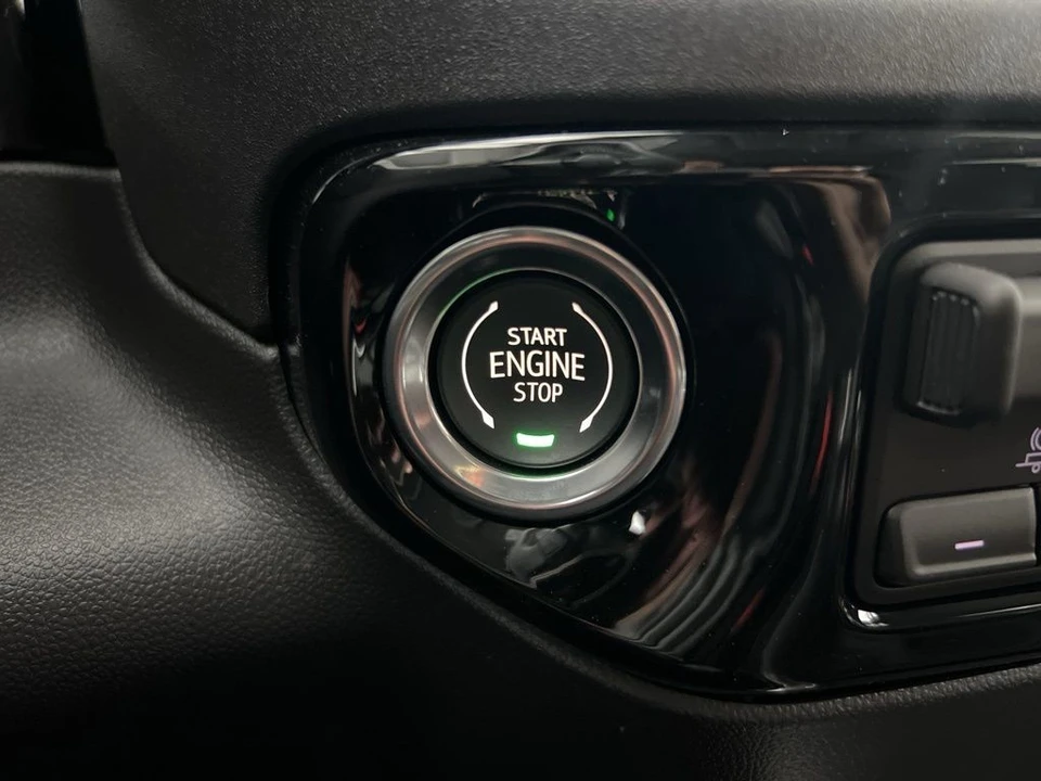 2026 Chevrolet Silverado 4th Gen - Image 16 of 21