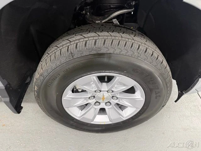 2026 Chevrolet Silverado 4th Gen - Image 4 of 18