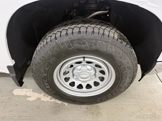 2026 Chevrolet Silverado 4th Gen - Image 4 of 12