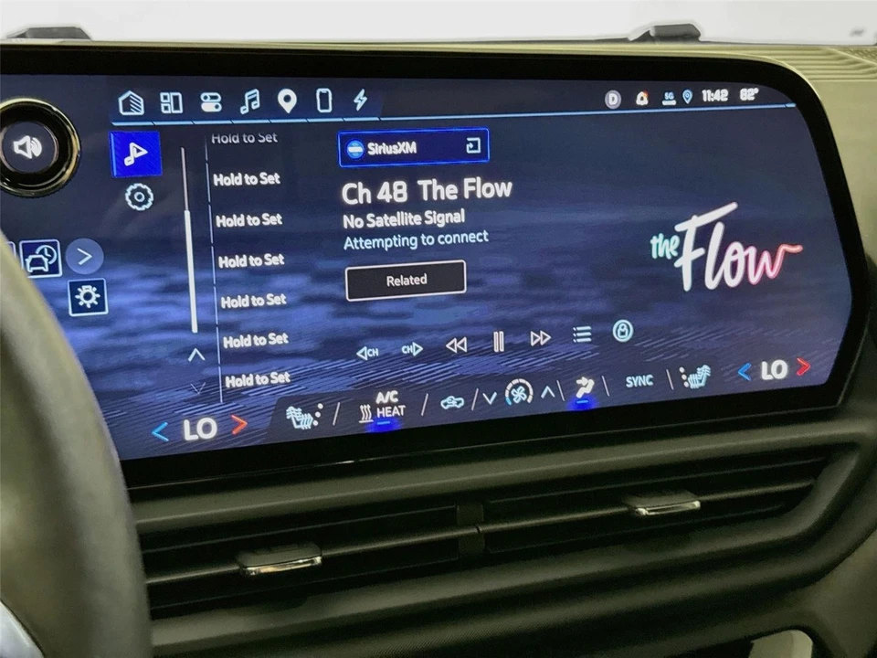 2026 Chevrolet Silverado - Image 16 of 31