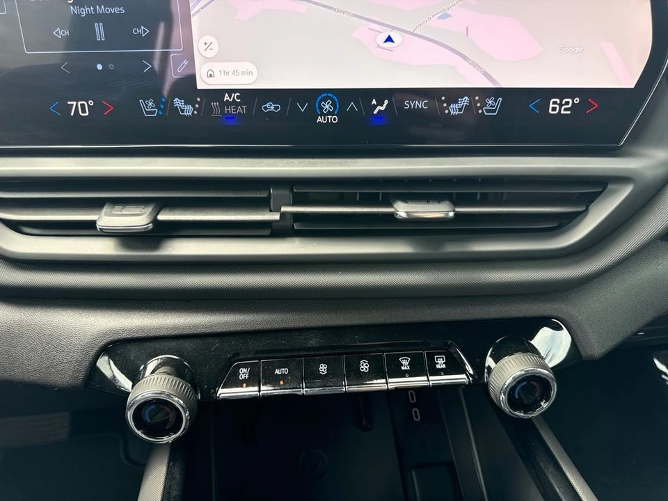 2026 Chevrolet Silverado - Image 20 of 31
