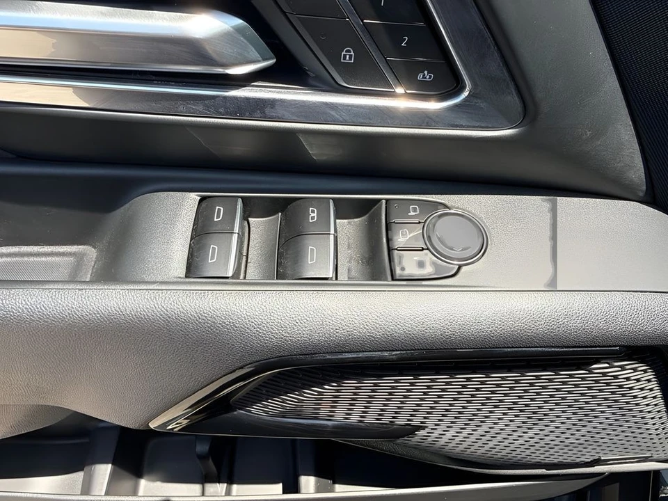 2026 Chevrolet Silverado - Image 28 of 31