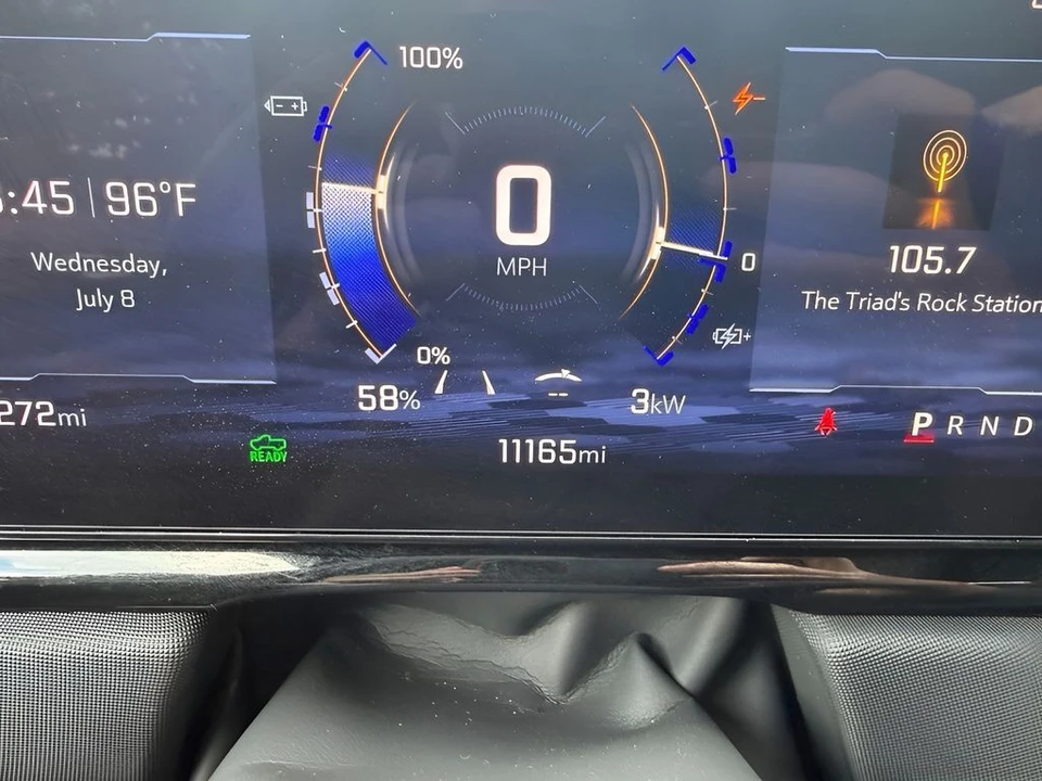 2026 Chevrolet Silverado - Image 26 of 31