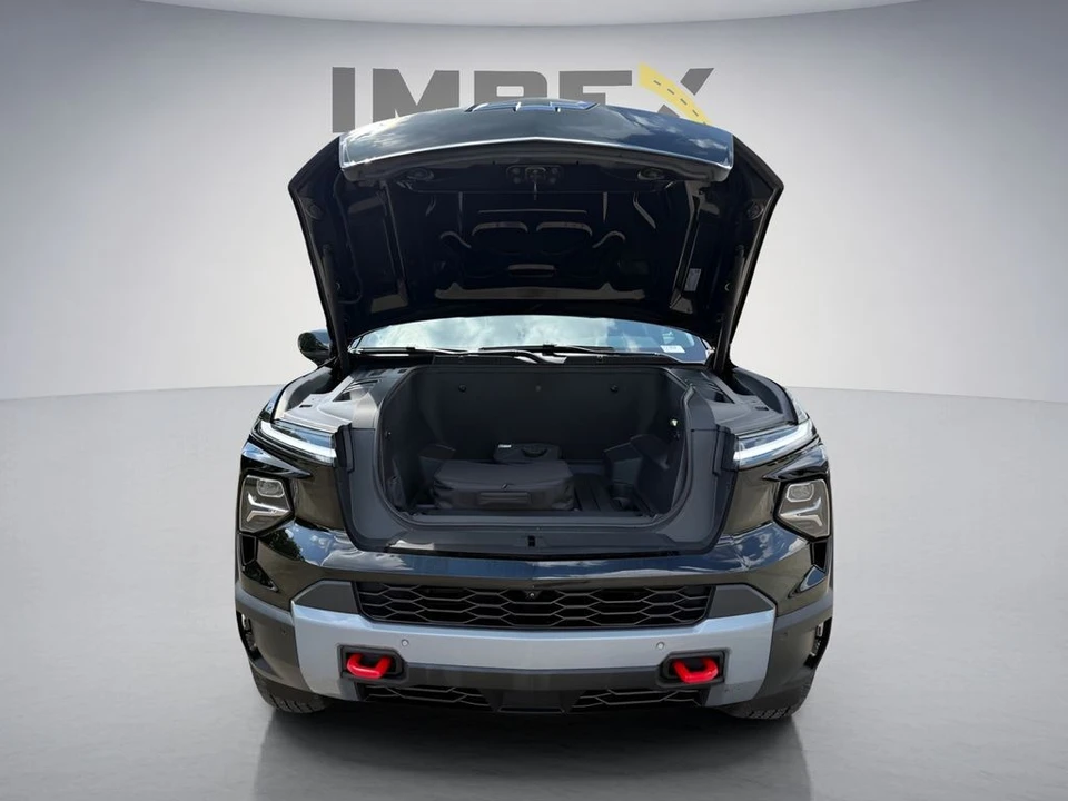 2026 Chevrolet Silverado - Image 31 of 31