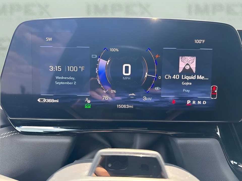2026 Chevrolet Silverado - Image 25 of 31