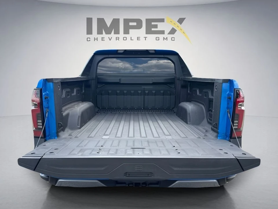 2026 Chevrolet Silverado - Image 29 of 31