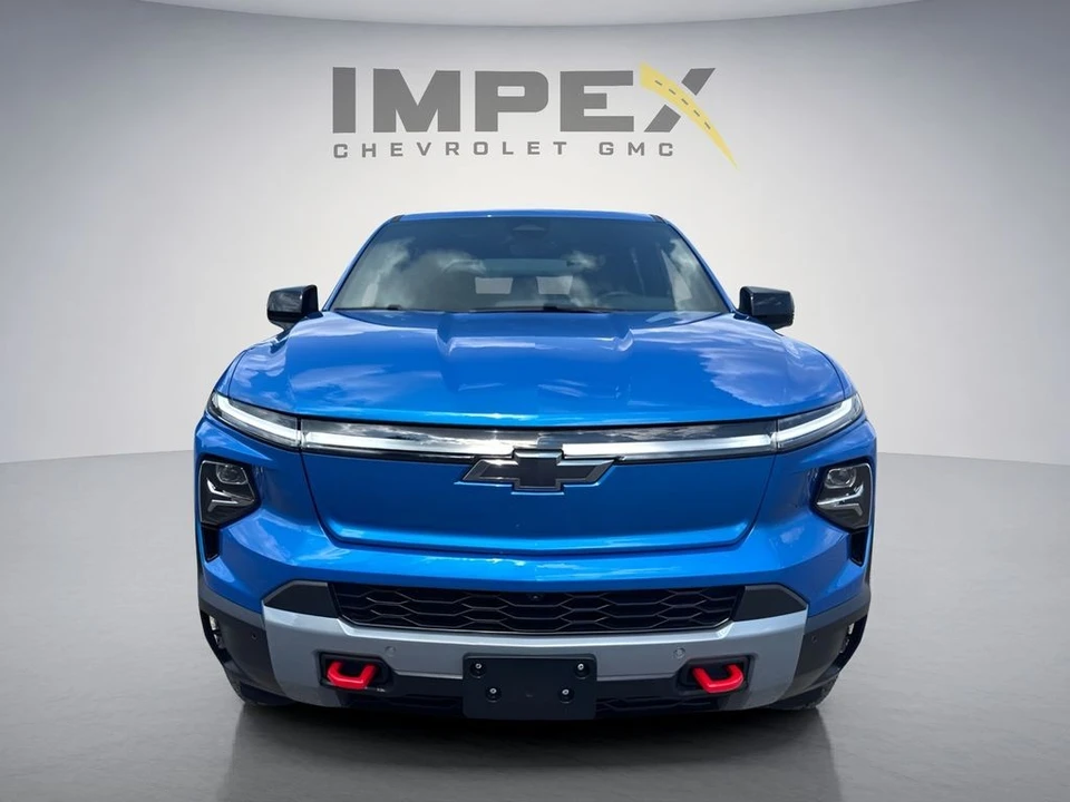 2026 Chevrolet Silverado - Image 8 of 31