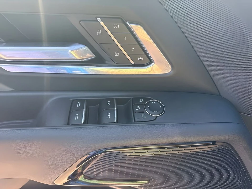 2026 Chevrolet Silverado - Image 29 of 31