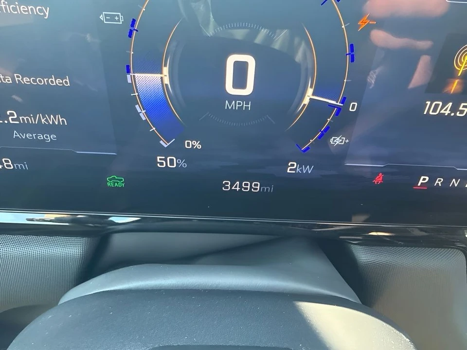 2026 Chevrolet Silverado - Image 27 of 31
