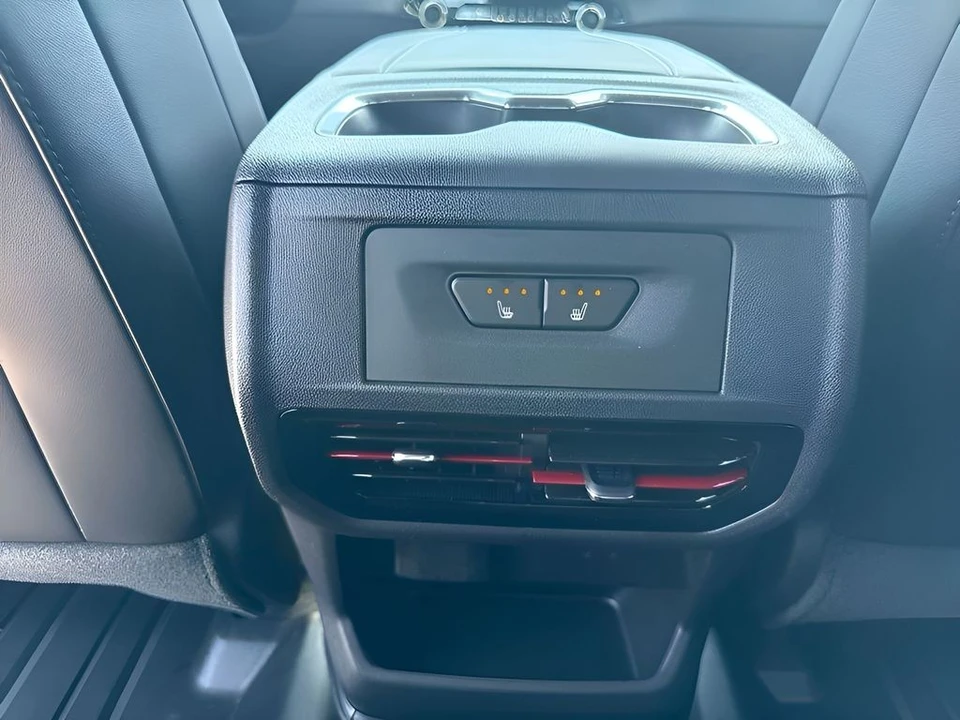 2026 Chevrolet Silverado - Image 13 of 31