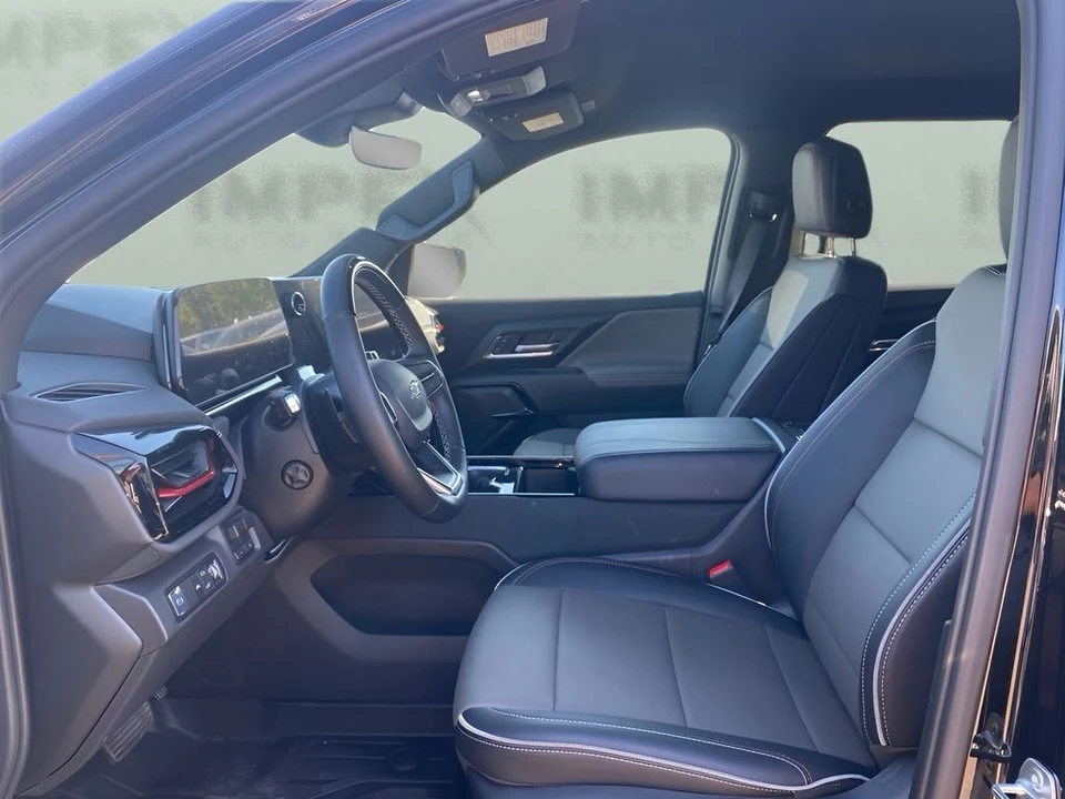 2026 Chevrolet Silverado - Image 9 of 15