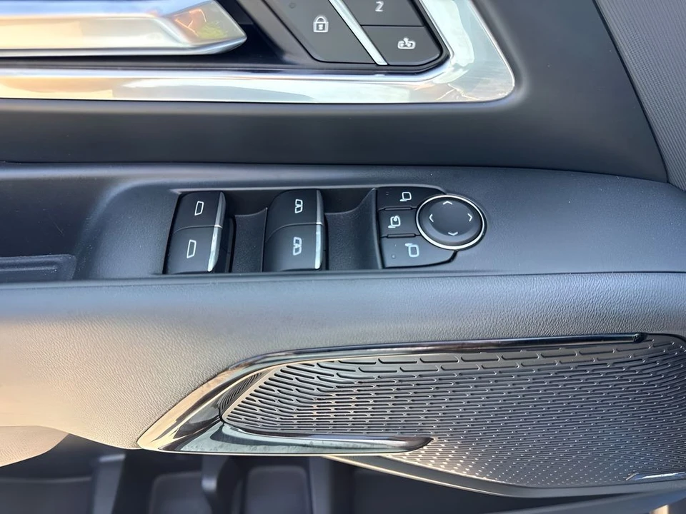 2026 Chevrolet Silverado - Image 29 of 31