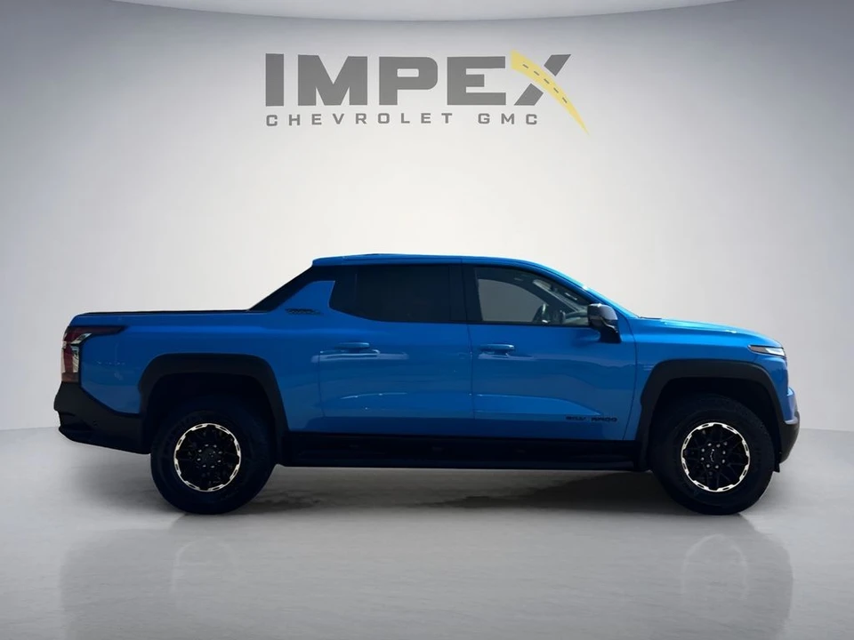 2026 Chevrolet Silverado - Image 6 of 31