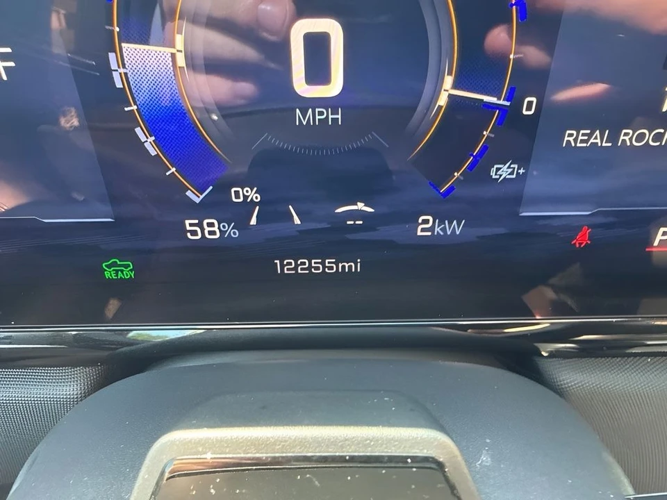 2026 Chevrolet Silverado - Image 27 of 31