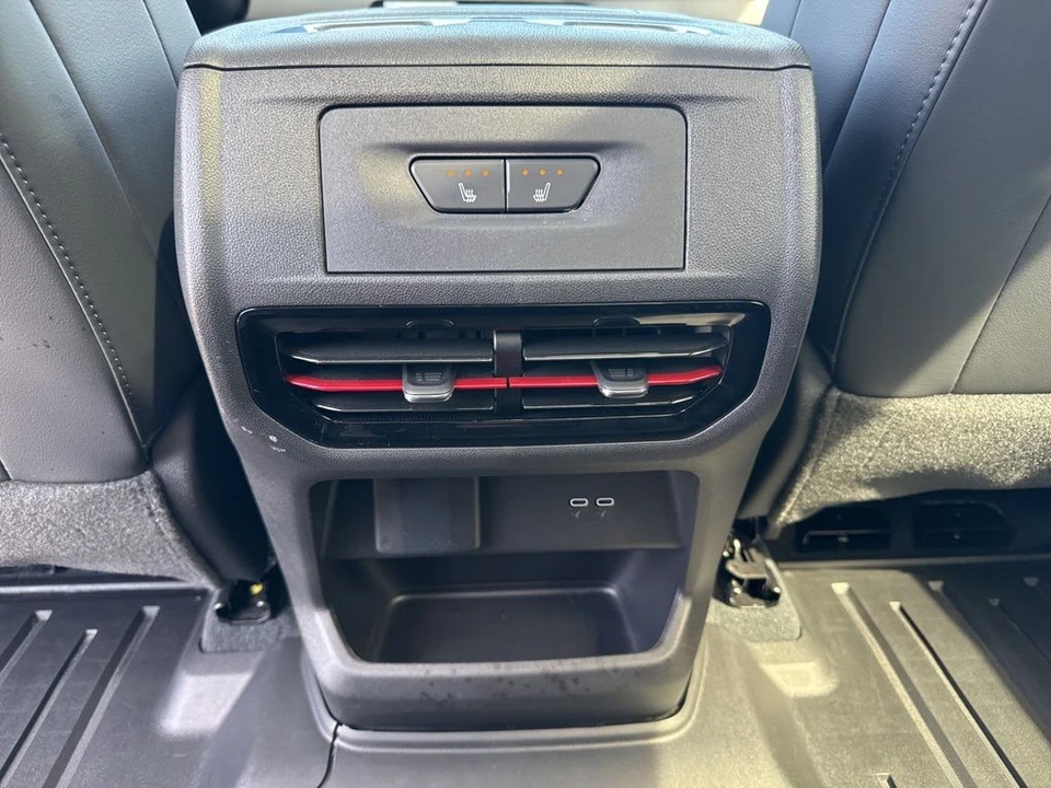 2026 Chevrolet Silverado 4th Gen - Image 14 of 21