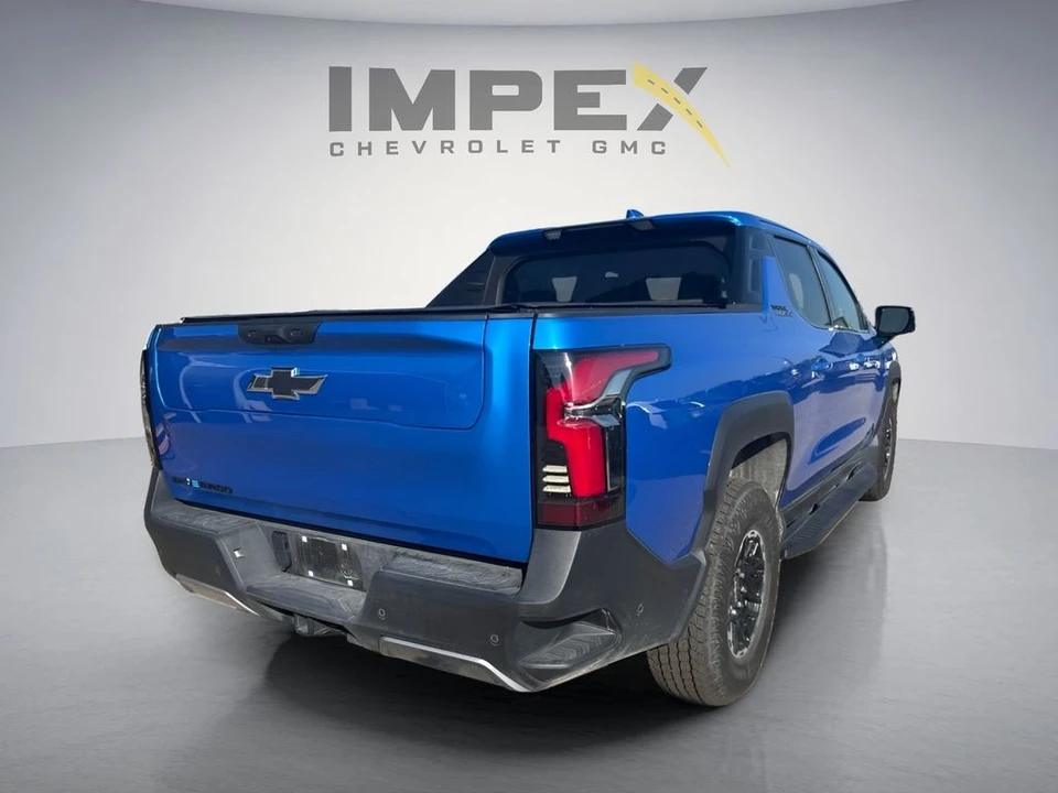 2026 Chevrolet Silverado - Image 4 of 10