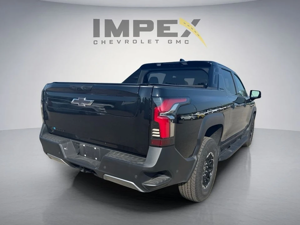 2026 Chevrolet Silverado - Image 4 of 15