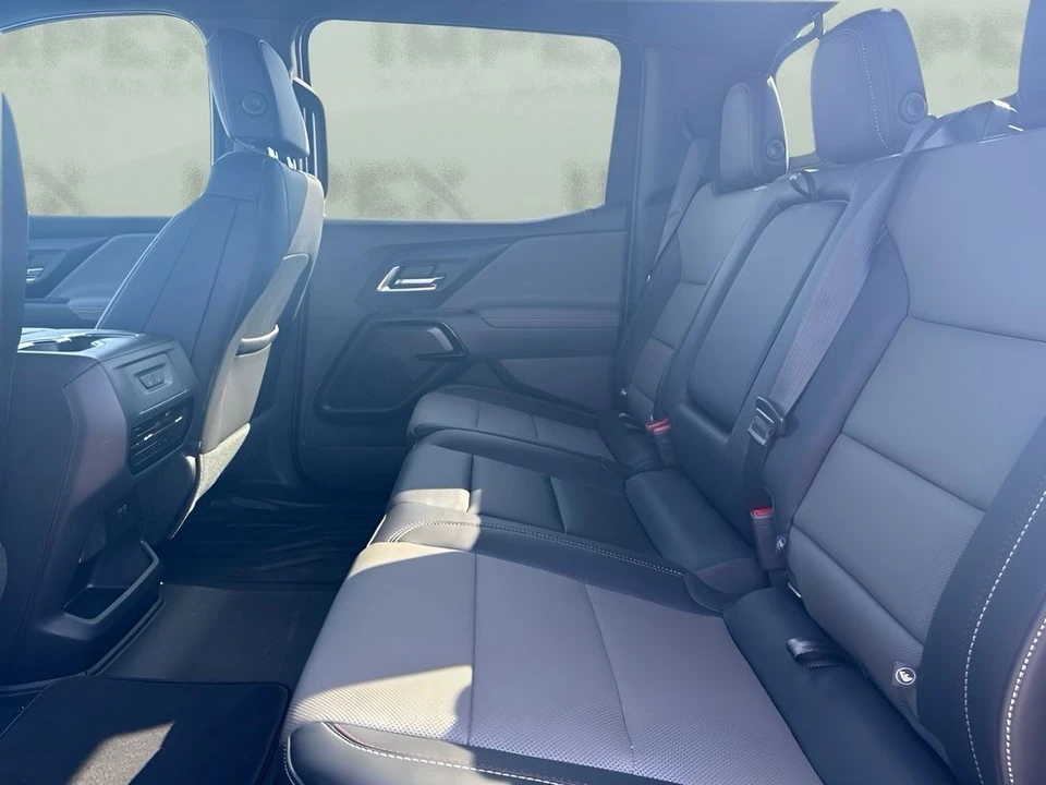 2026 Chevrolet Silverado - Image 8 of 15