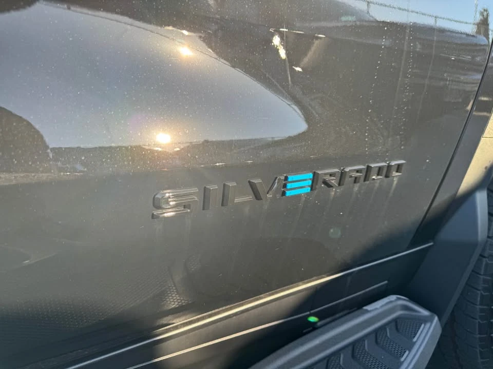 2026 Chevrolet Silverado - Image 8 of 20
