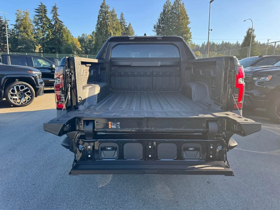 2026 Chevrolet Silverado - Image 7 of 20
