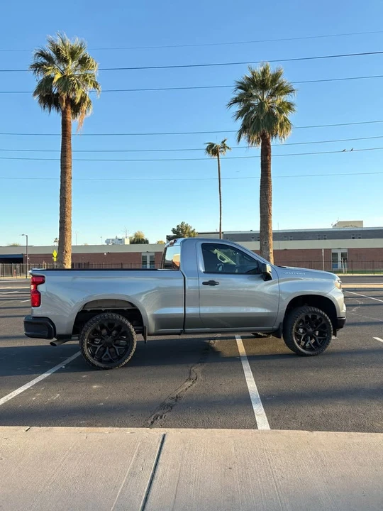 2026 Chevrolet Silverado 4th Gen - Image 4 of 9