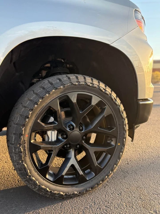 2026 Chevrolet Silverado 4th Gen - Image 6 of 9
